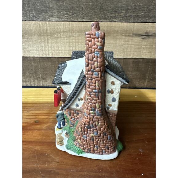 Enchanted Forest Christmas Village Glass Window House Ye Old Cobbler In Box - Picture 3 of 8